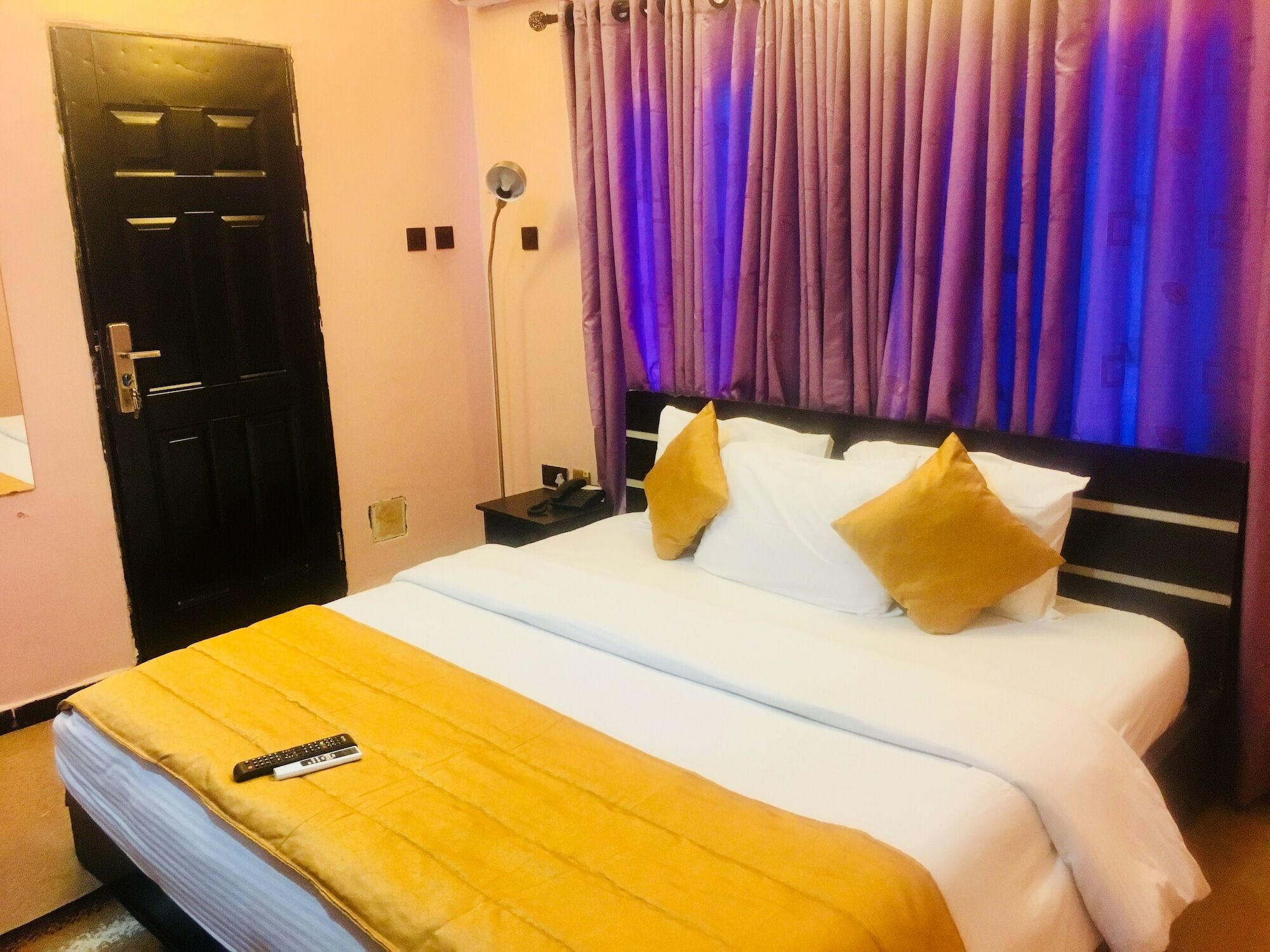 Esporta Suites Lekki Lagos Esterno foto